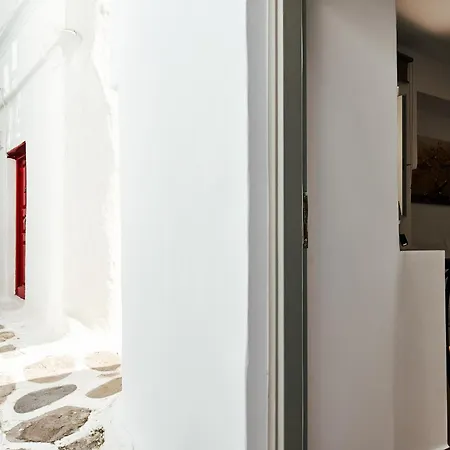 Thelion Mykonos *
